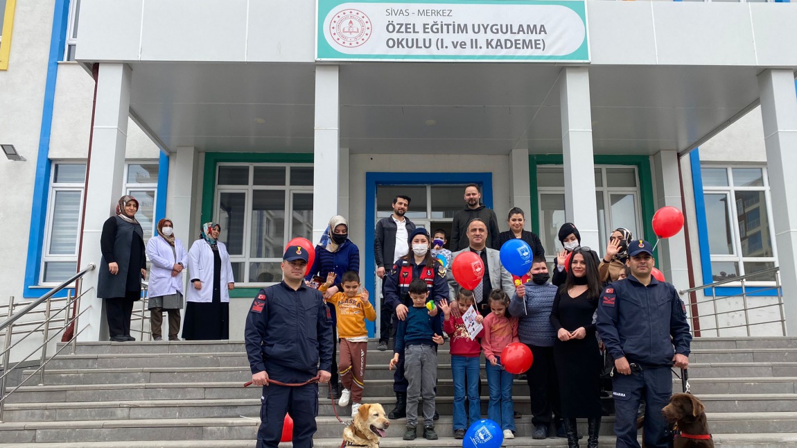 Sivas İl Jandarma Komutanlığı Okulumuzu ziyaret etti